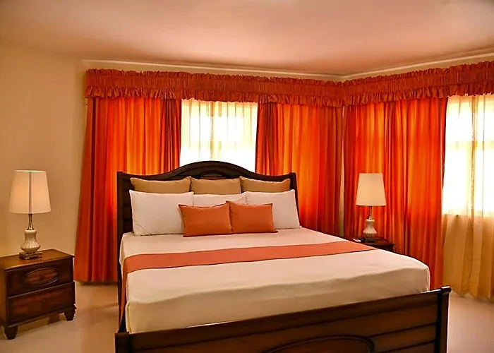 Hotel Grandiosa 2*